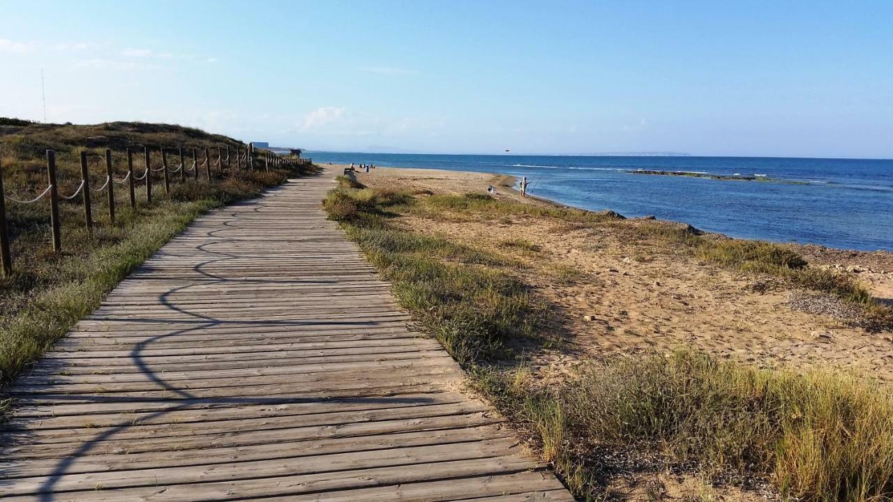 Urbanizacion Puerto Romano - Playa لا ماتا المظهر الخارجي الصورة
