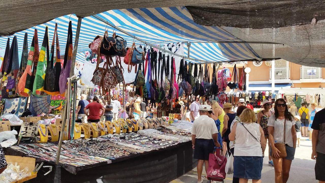 Urbanizacion Puerto Romano - Playa لا ماتا المظهر الخارجي الصورة